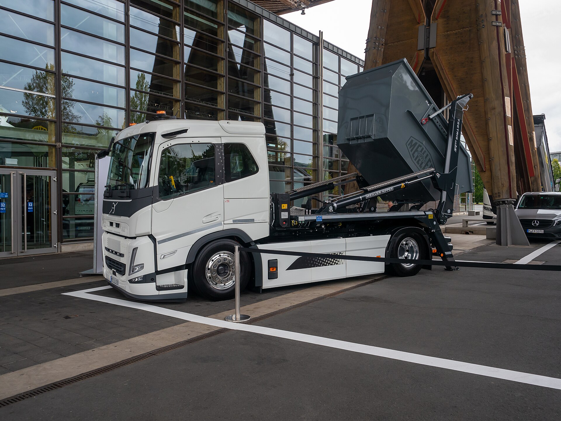 How to work a truck show: a visitor’s playbook
