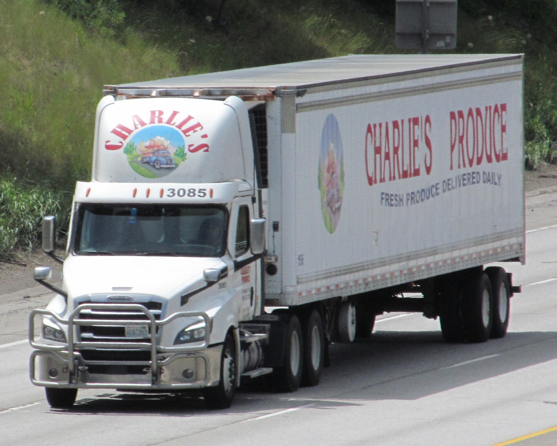 Reefer trailers explained: how refrigerated transport works