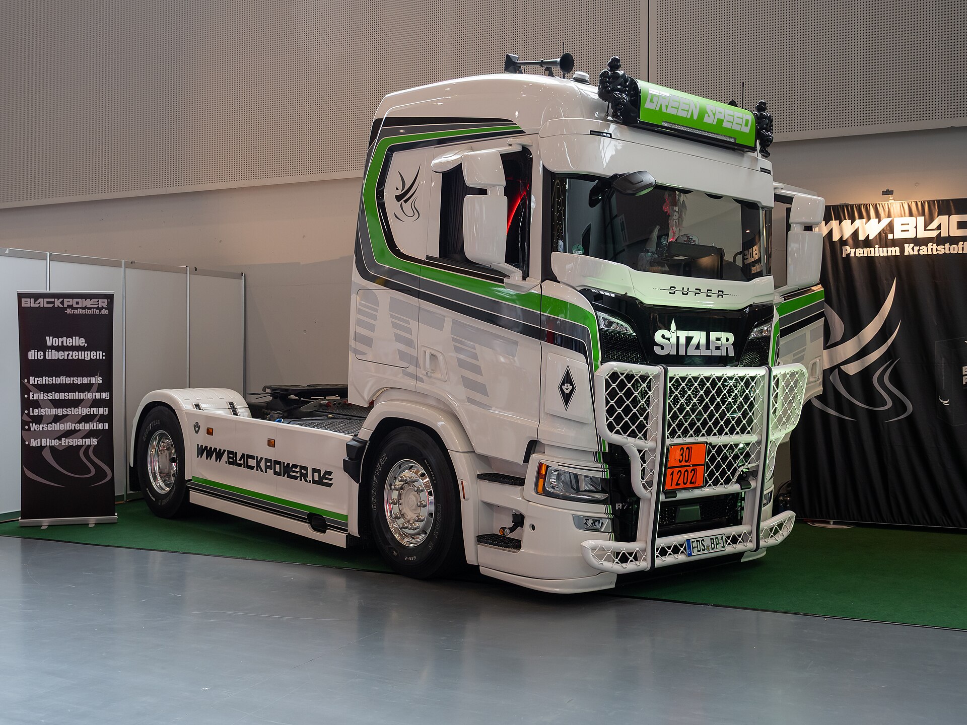 Scania joins the megawatt club: MCS-ready electric trucks open for order